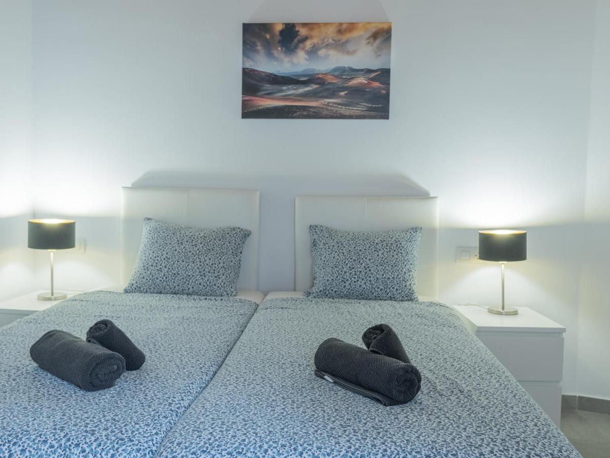 Luxury Casa Playa Roca Bord De Mer Costa Teguise Exteriör bild