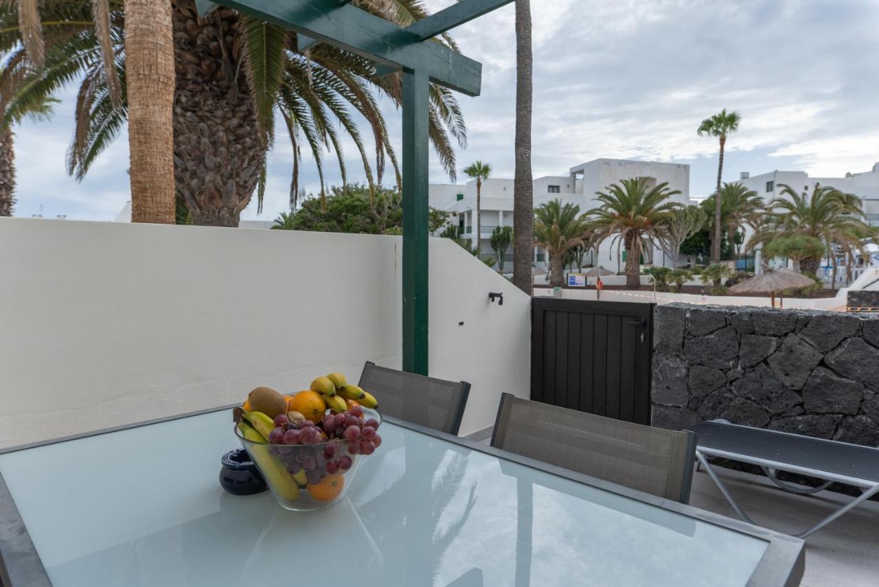 Luxury Casa Playa Roca Bord De Mer Costa Teguise Exteriör bild
