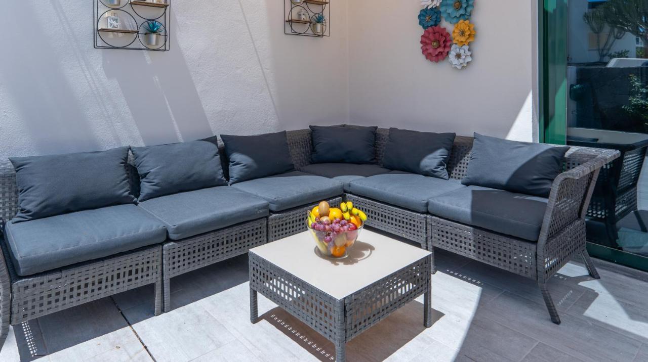 Luxury Casa Playa Roca Bord De Mer Costa Teguise Exteriör bild
