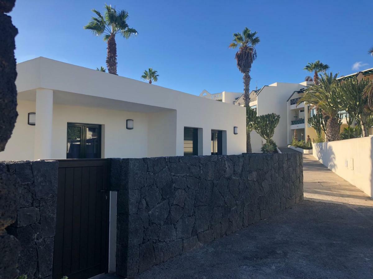 Luxury Casa Playa Roca Bord De Mer Costa Teguise Exteriör bild